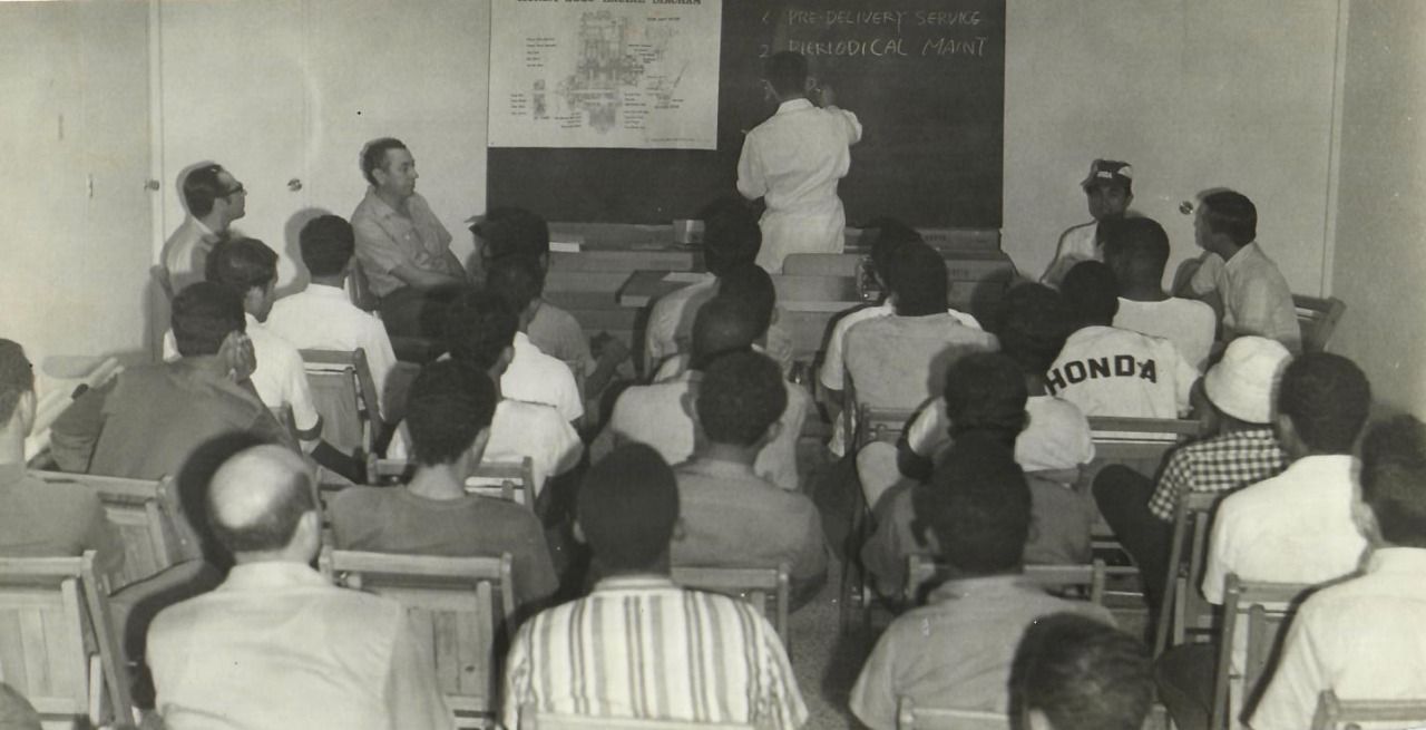 Entrenamiento de American Honda a empleados de Agencia Bella 